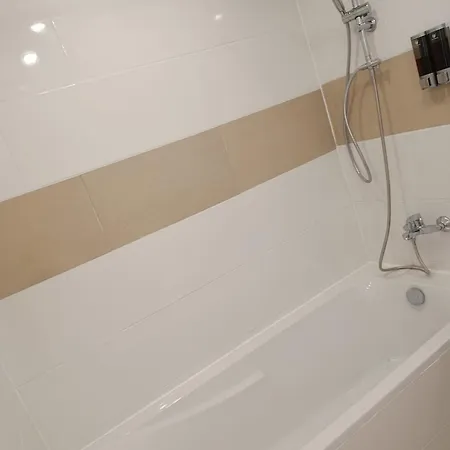 アパート Ng-global *