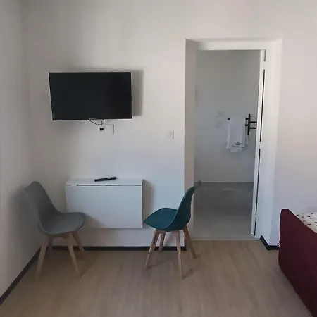 Ng-global Apartment *